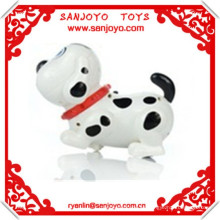 Juguete para perros con pilas para niños Perro inteligente nuevos juguetes para niños para 2014 juguete eléctrico para perros que camina para juguetes de plástico para perros para niños